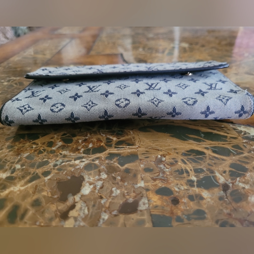 Louis Vuitton Mini Lin Monogram Canvas Wallet - Picture 3 of 8